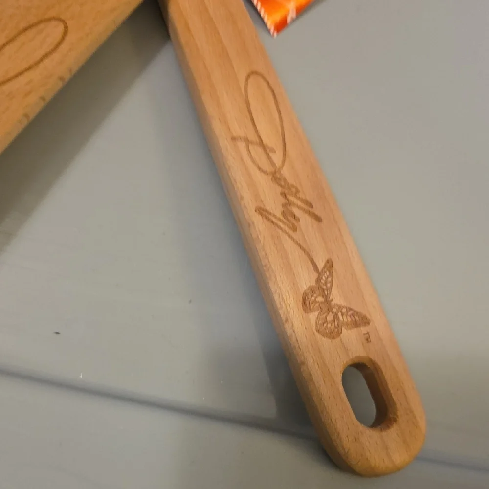 (J64) Dolly Parton Wooden Cooking Utensils Set Of 2